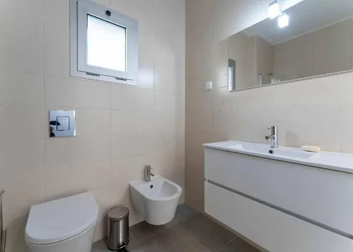 T2 Fonte Da דירה